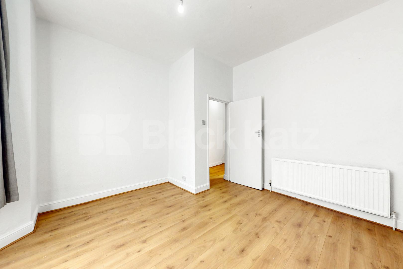 Spacious Four Bedroom House with Large Garden Close to Turnpike Lane Sydney Road, Turnpike Lane