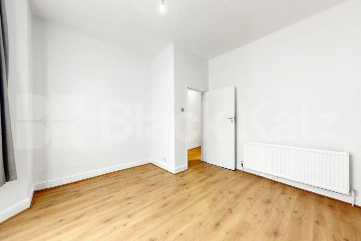 Newly Refurbished Two Bedroom Garden Flat Close to Turnpike Lane Station Sydney Road, Turnpike Lane 