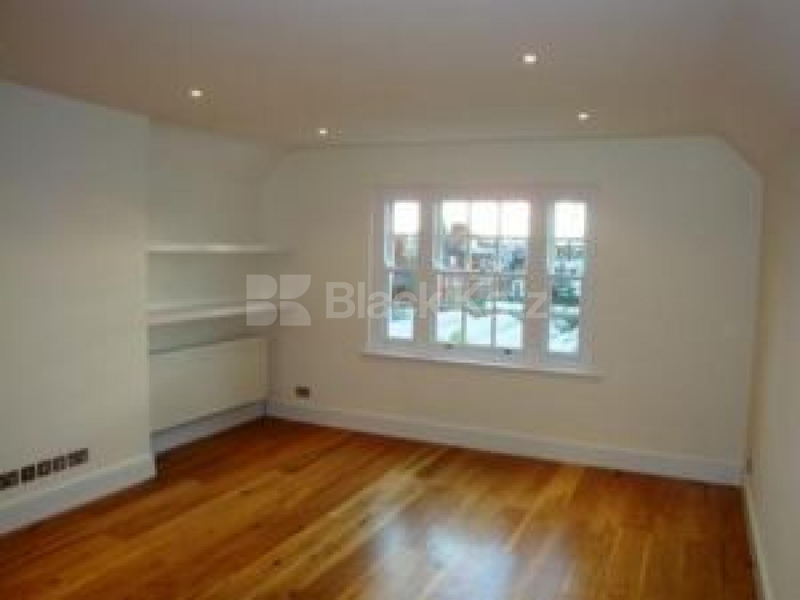 			MUST SEE!!!, 2 Bedroom, 1 bath, 1 reception Flat			 Ferncroft Gardens, HAMPSTEAD NW3