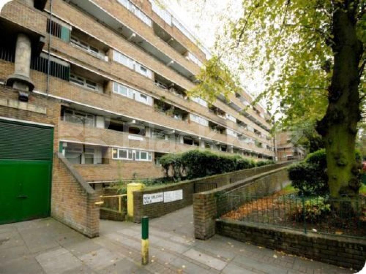 			NEW INSTRUCTION!, 3 Bedroom, 1 bath, 1 reception Flat			 Hornsey Lane, ARCHWAY / CROUCH HILL
