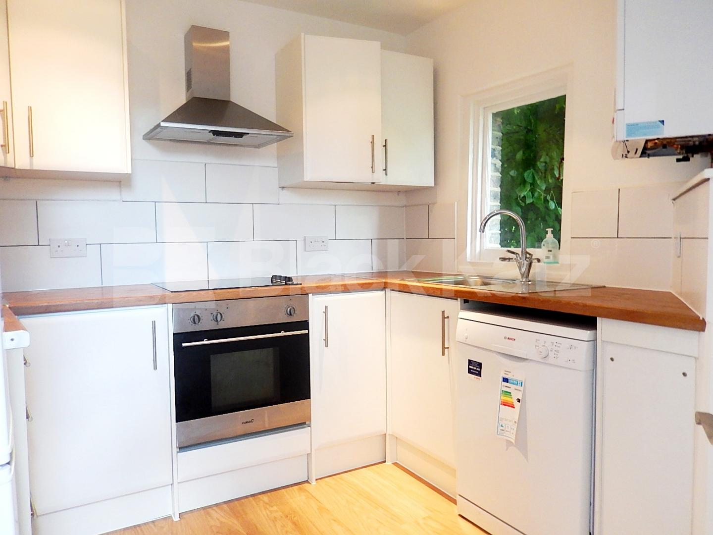 			Studio Apartment, 1 bath, 1 reception Flat			 Harvard Road, Chiswick