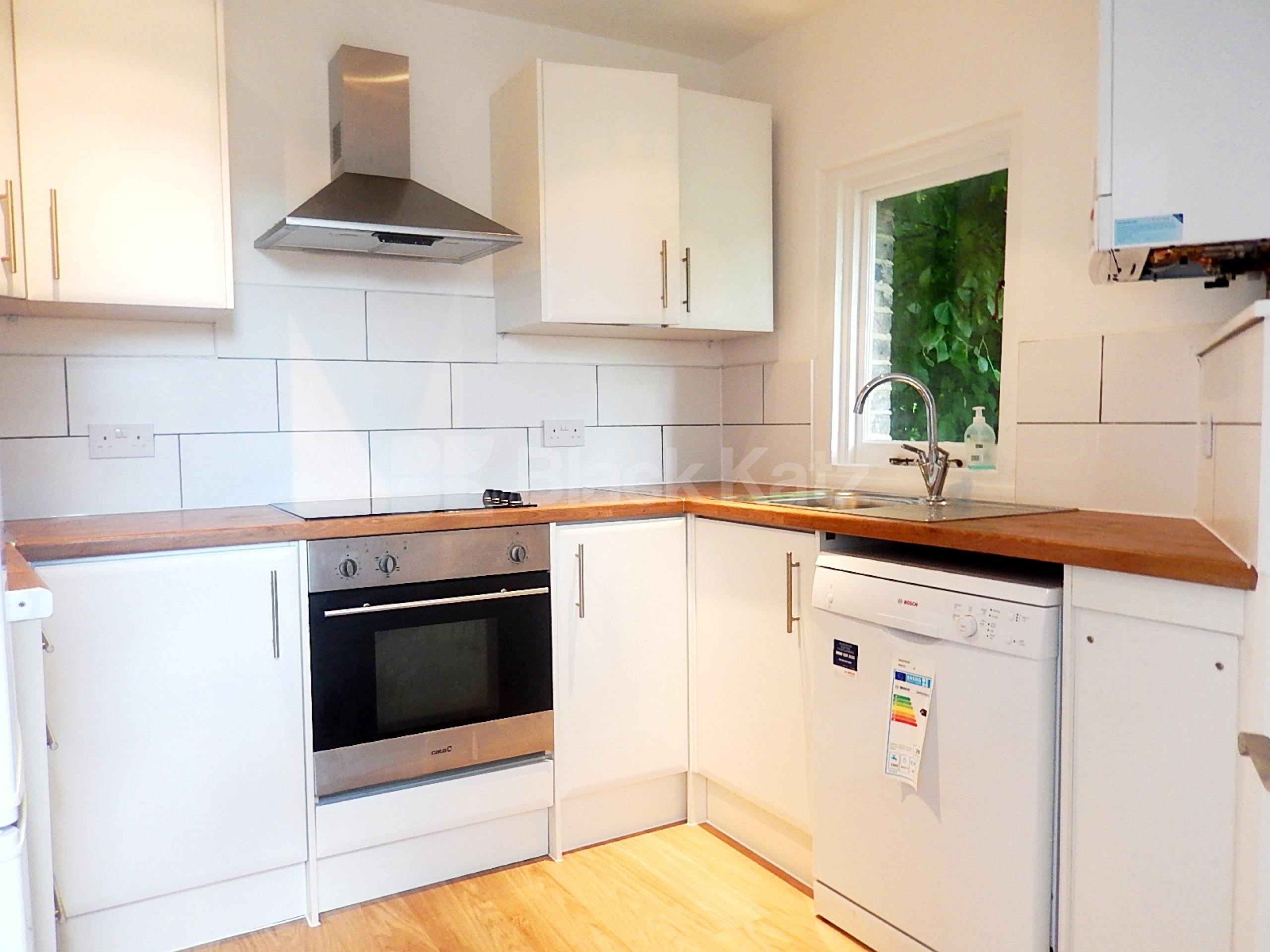 			Studio Apartment, 1 bath, 1 reception Flat			 Harvard Road, Chiswick W4