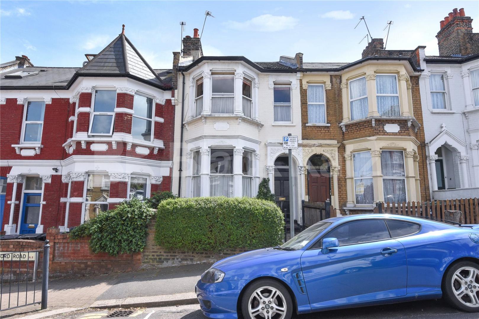 			4 DOUBLE BEDROOMS!, 4 Bedroom, 1 bath, 1 reception House			 Beresford Road, HARRINGAY LADDER