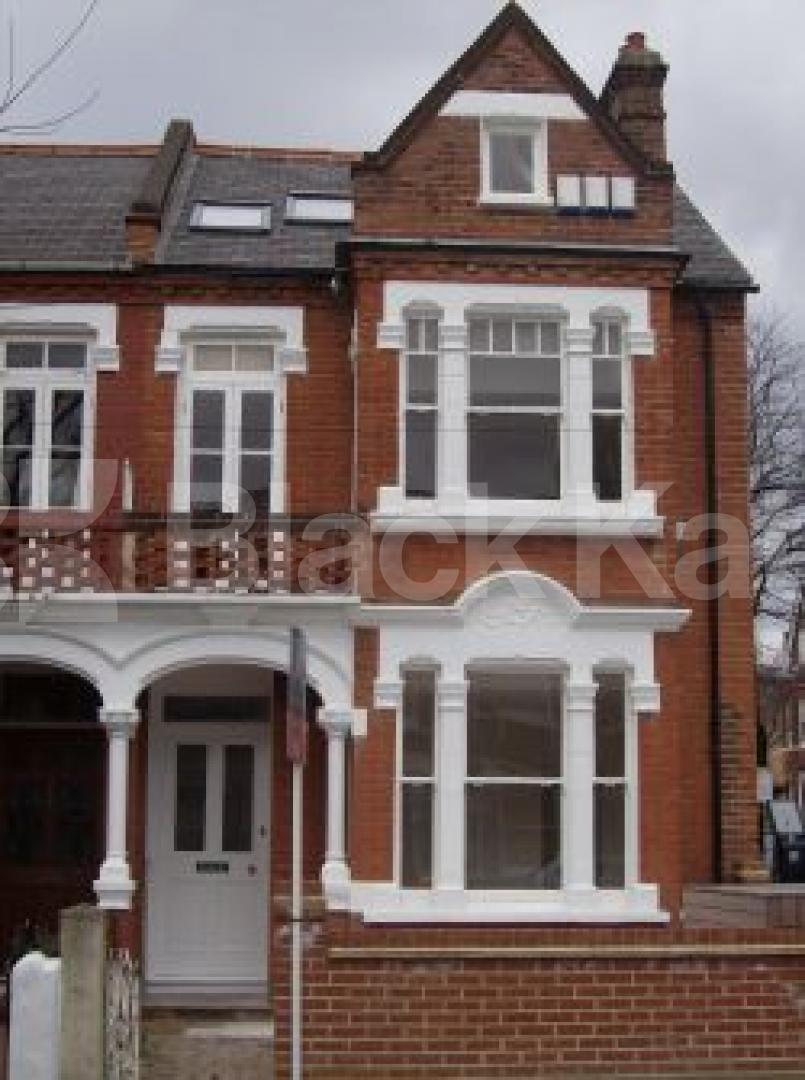 			LET, 2 Bedroom, 1 bath, 1 reception Flat			 Crescent Lane, Clapham