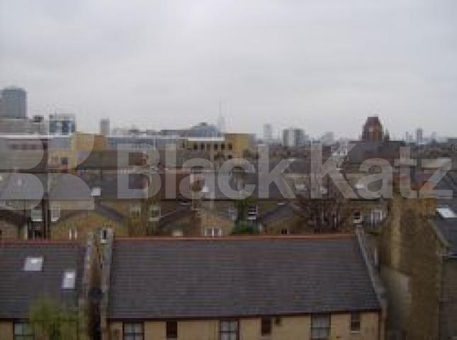 			LET, 2 Bedroom, 1 bath, 1 reception Flat			 The Academy, Lawn Lane, Vauxhall