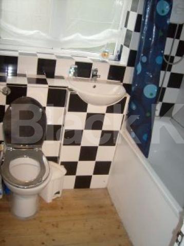 			NEW INSTRUCTION, 3 Bedroom, 1 bath, 1 reception Flat			 Southwark Park Road, Bermondsey