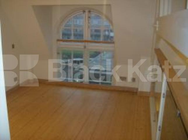 			NEW INSTRUCTION, 2 Bedroom, 1 bath, 1 reception Flat			 Silverstone Lofts, Albany Road, Elephant & Castle