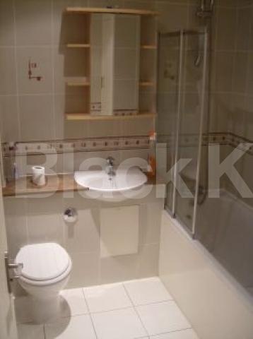 			UNDER OFFER , Studio Apartment, 1 bath, 1 reception Studio			 Foreshore, Deptford Strand, Surrey Quays