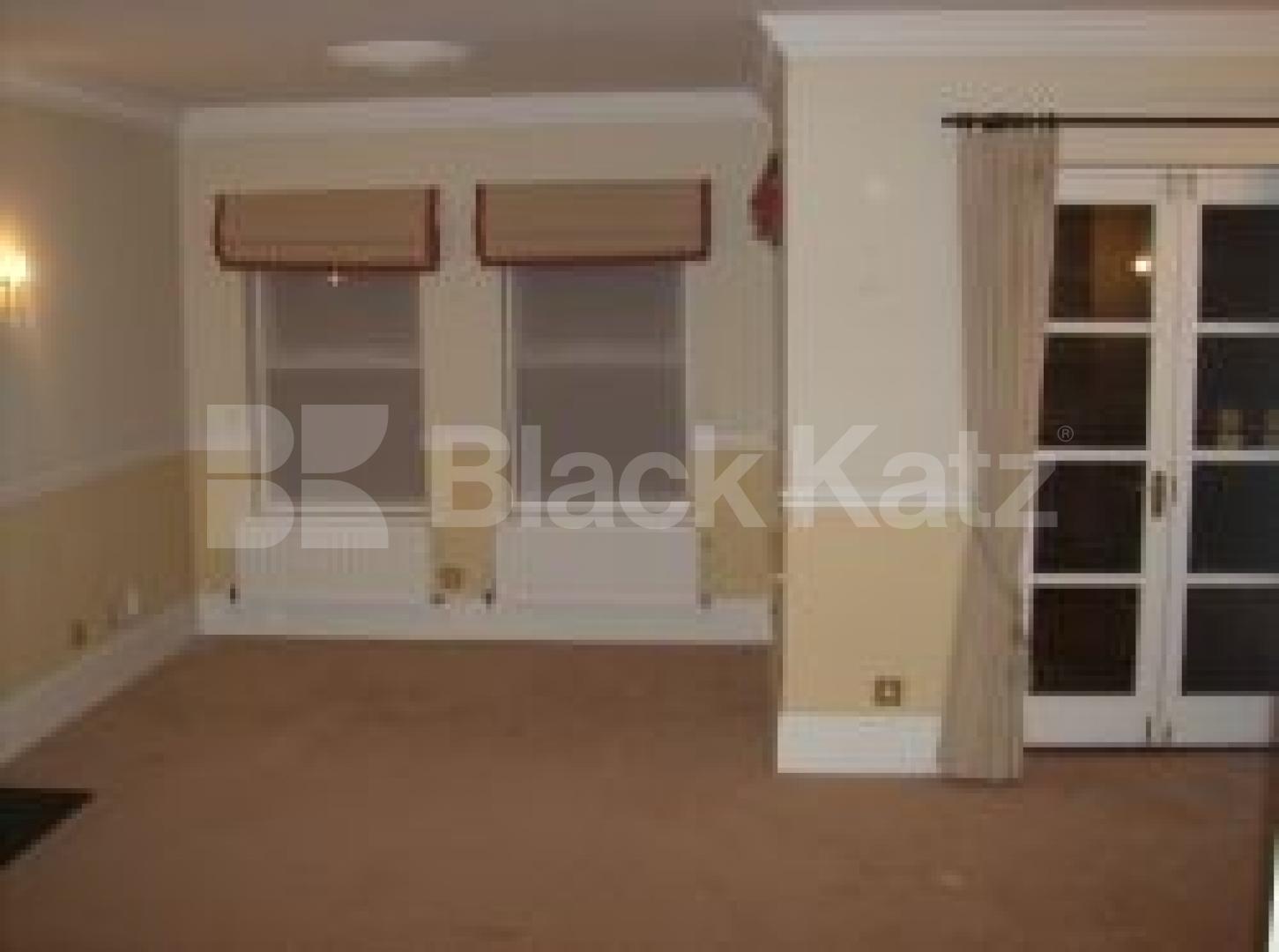 			LET, 4 Bedroom, 1 bath, 1 reception House			 Roseneath Road, Clapham