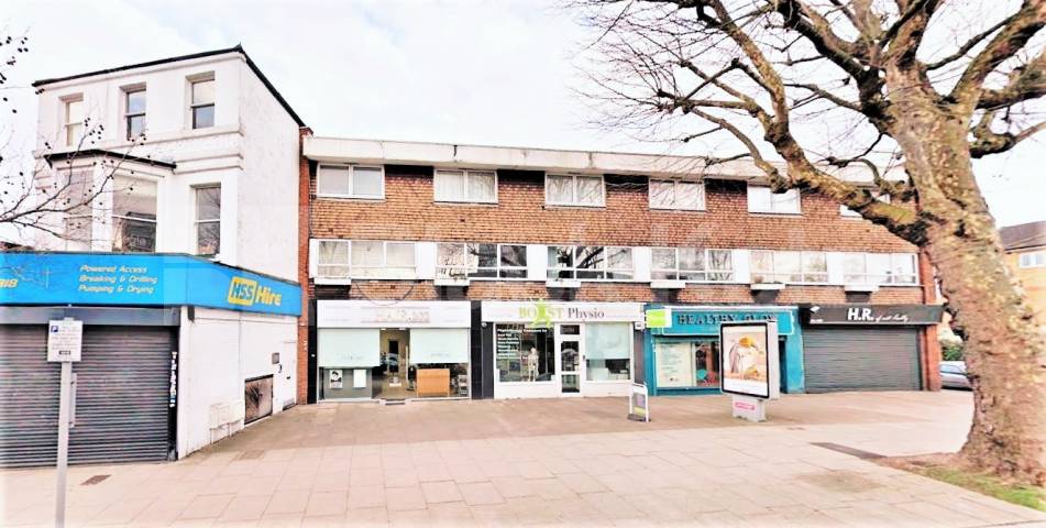 			2 Bedroom, 1 bath, 1 reception Flat			 High Road, EAST FINCHLEY