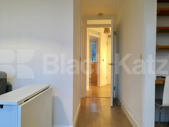 			NEW INSTRUCTION, 1 Bedroom, 1 bath, 1 reception Maisonette			 Loats Road, Clapham  Park