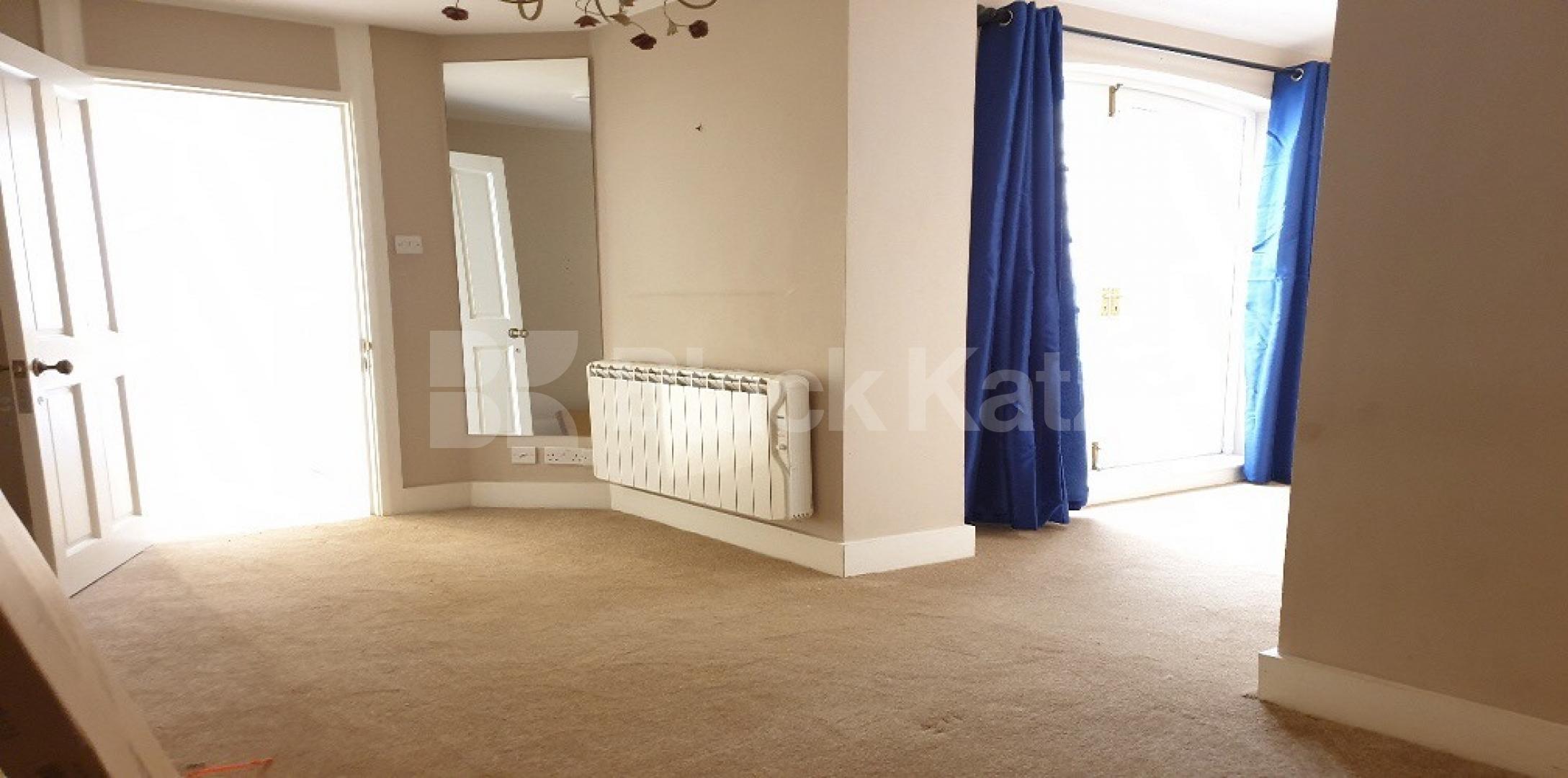 			SIX MONTH LET, 2 Bedroom, 1 bath, 1 reception Flat			 Eccleston Square, Victoria