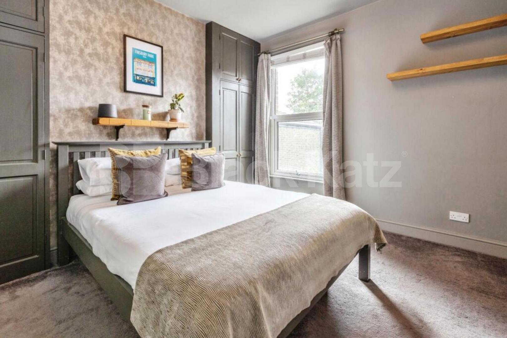 Spacious 3-Bedroom Apartment | 2 Bathrooms | Open-Plan Living Hermitage Road, Haringey