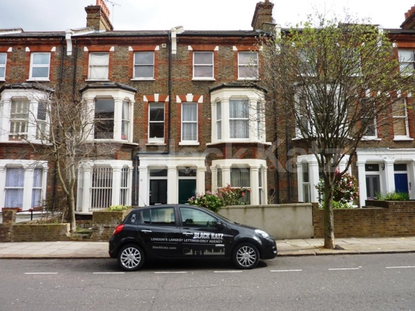 			NEW INSTRUCTION!, 1 Bedroom, 1 bath, 1 reception Flat			 Portnall Road, MAIDA VALE 
