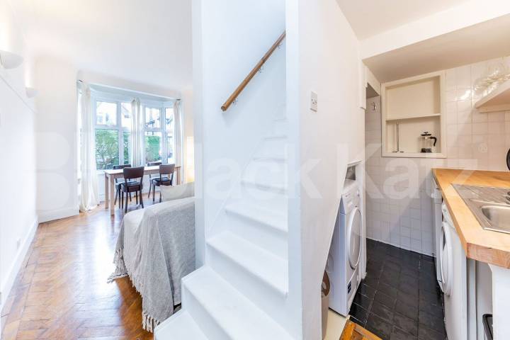 Inclusive of Council Tax, Water and Gas stunning split level 2 ded Montenotte Road, Crouch End / Highgate