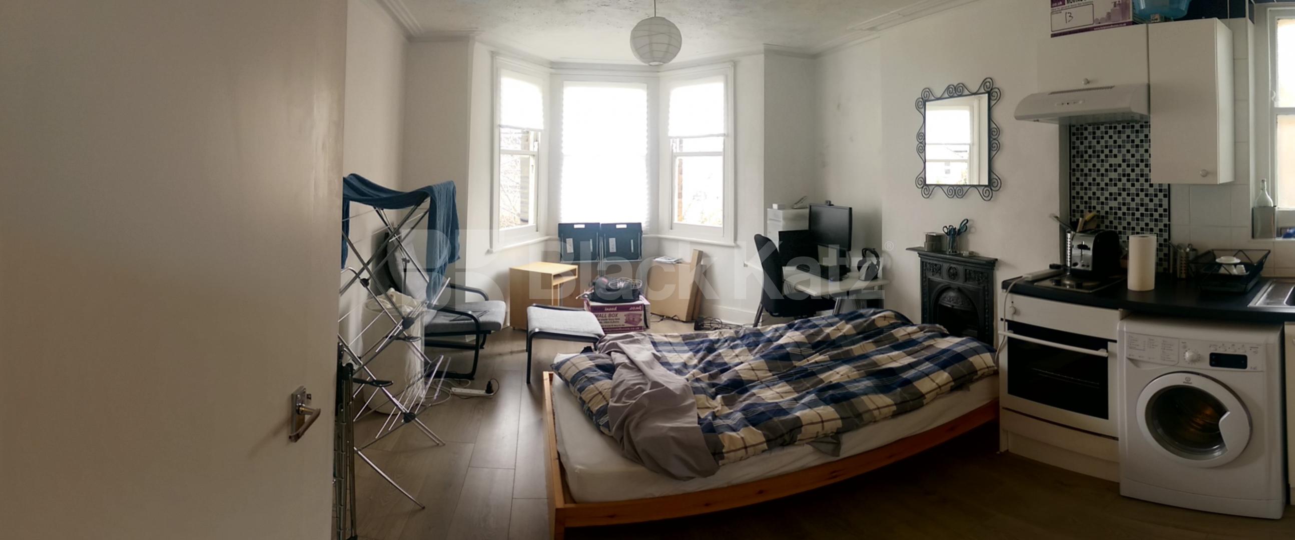 			Inclusive of Gas, Studio Apartment, 1 bath, 1 reception Studio			 Church Lane, Crouch End