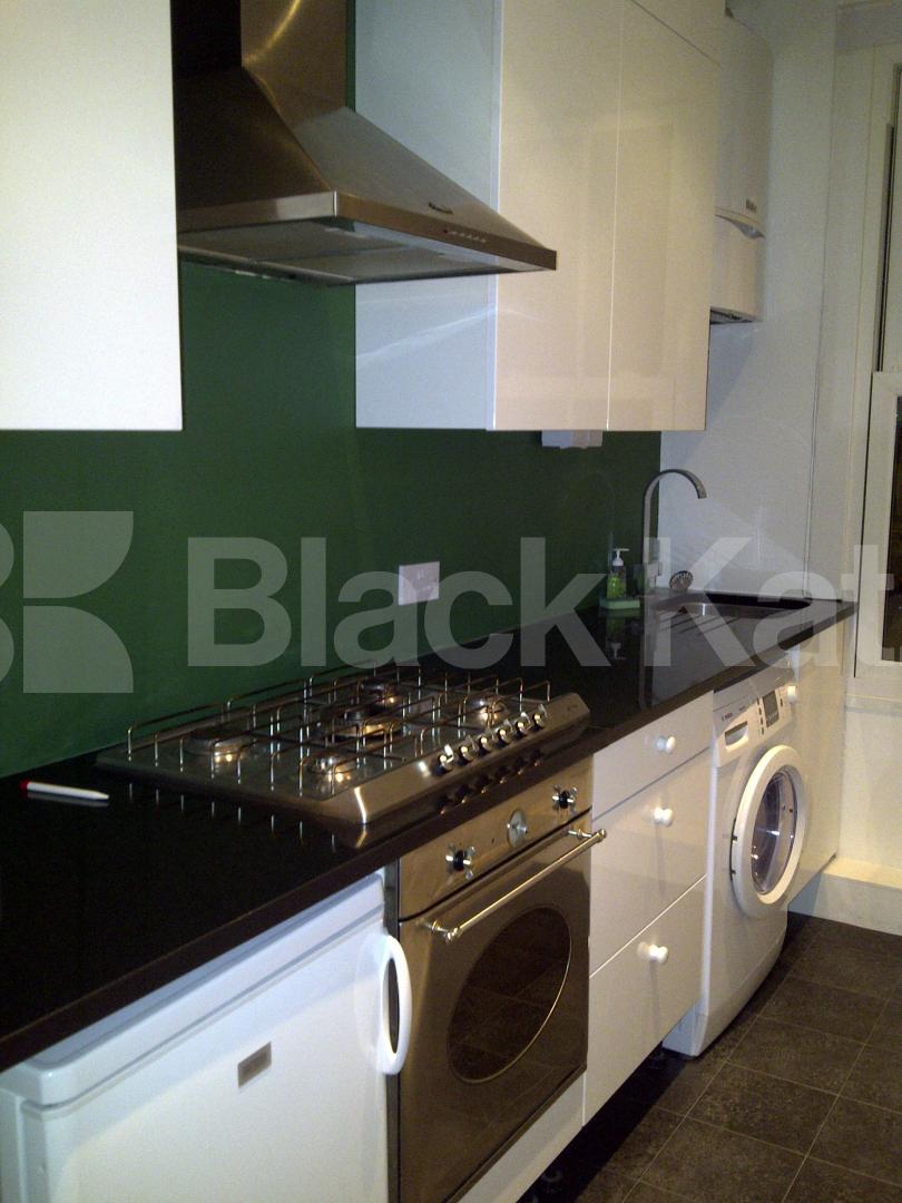 			NEW INSTRUCTION, 2 Bedroom, 1 bath, 1 reception Apartment			 Heyford Avenue, Vauxhall