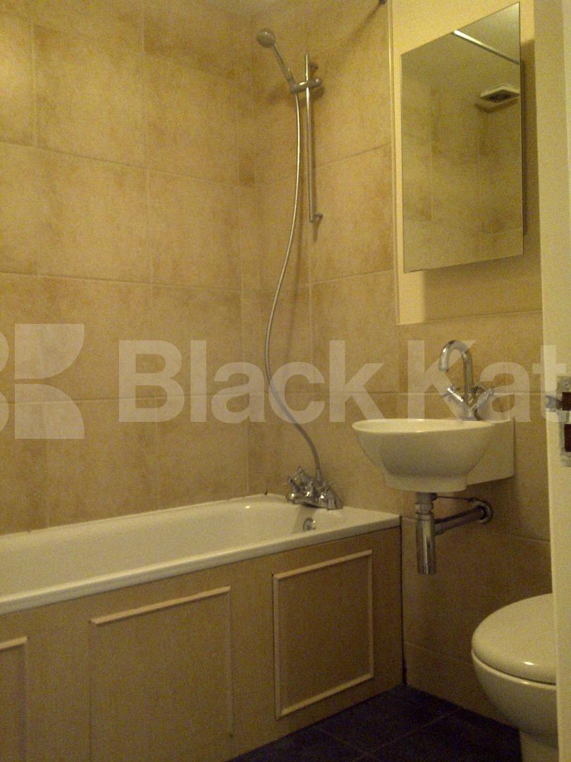 			NEW INSTRUCTION, 2 Bedroom, 1 bath, 1 reception Apartment			 Heyford Avenue, Vauxhall