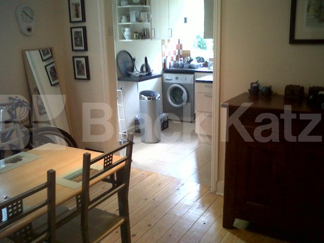 			2 Bedroom, 1 bath, 1 reception Ground Floor Flat			 Kingsway, Mortlake