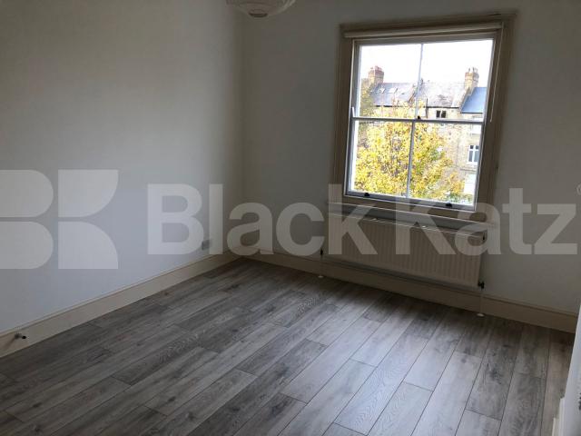 			BEAUTIFUL TWO BEDROOM TOP FLOOR FLAT , 2 Bedroom, 1 bath, 1 reception Flat			 Anson Road, TUFNELL PARK-HOLLOWAY