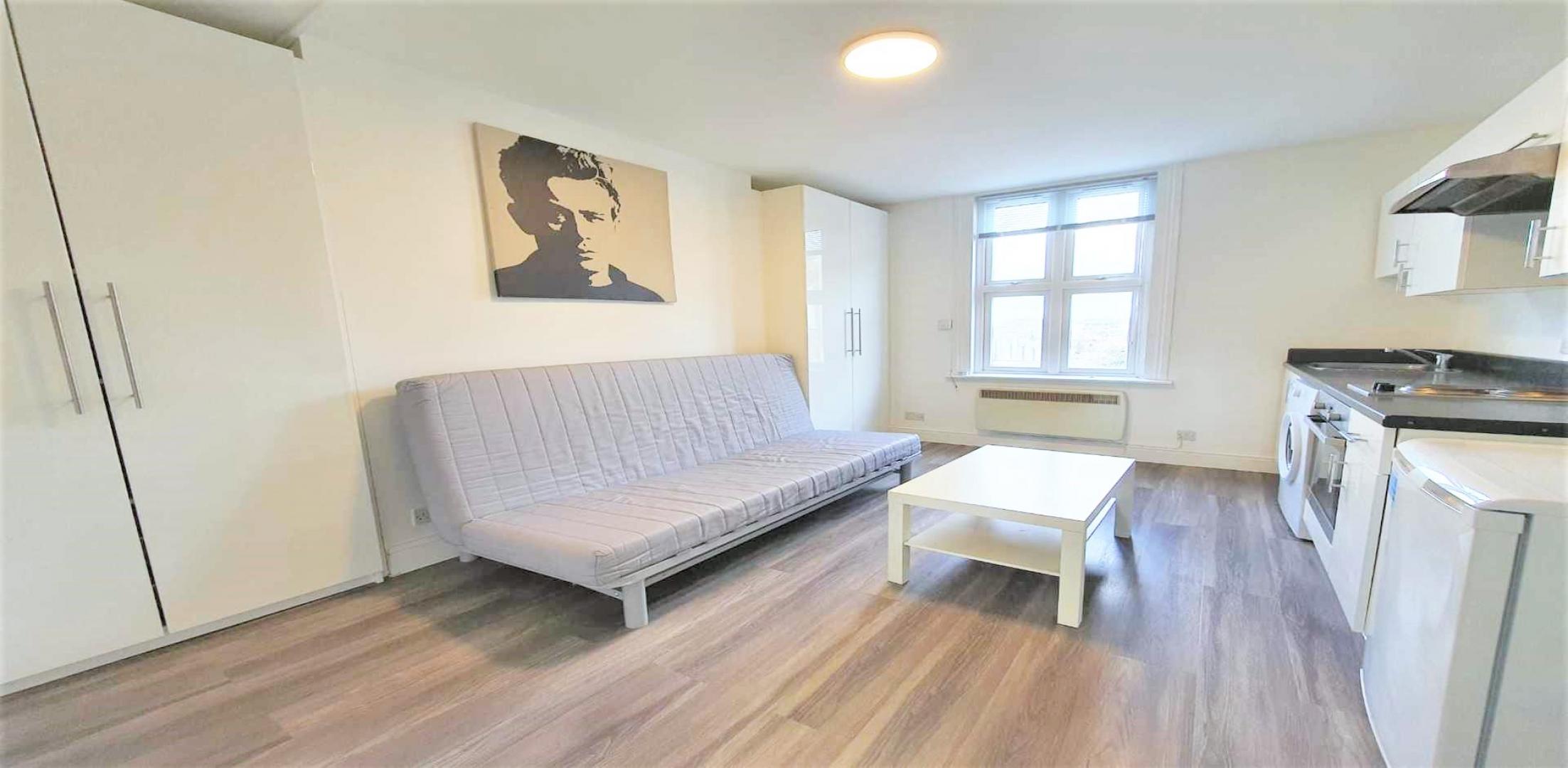			Studio Apartment, 1 bath, 1 reception Apartment			 West End Lane, WEST HAMPSTEAD