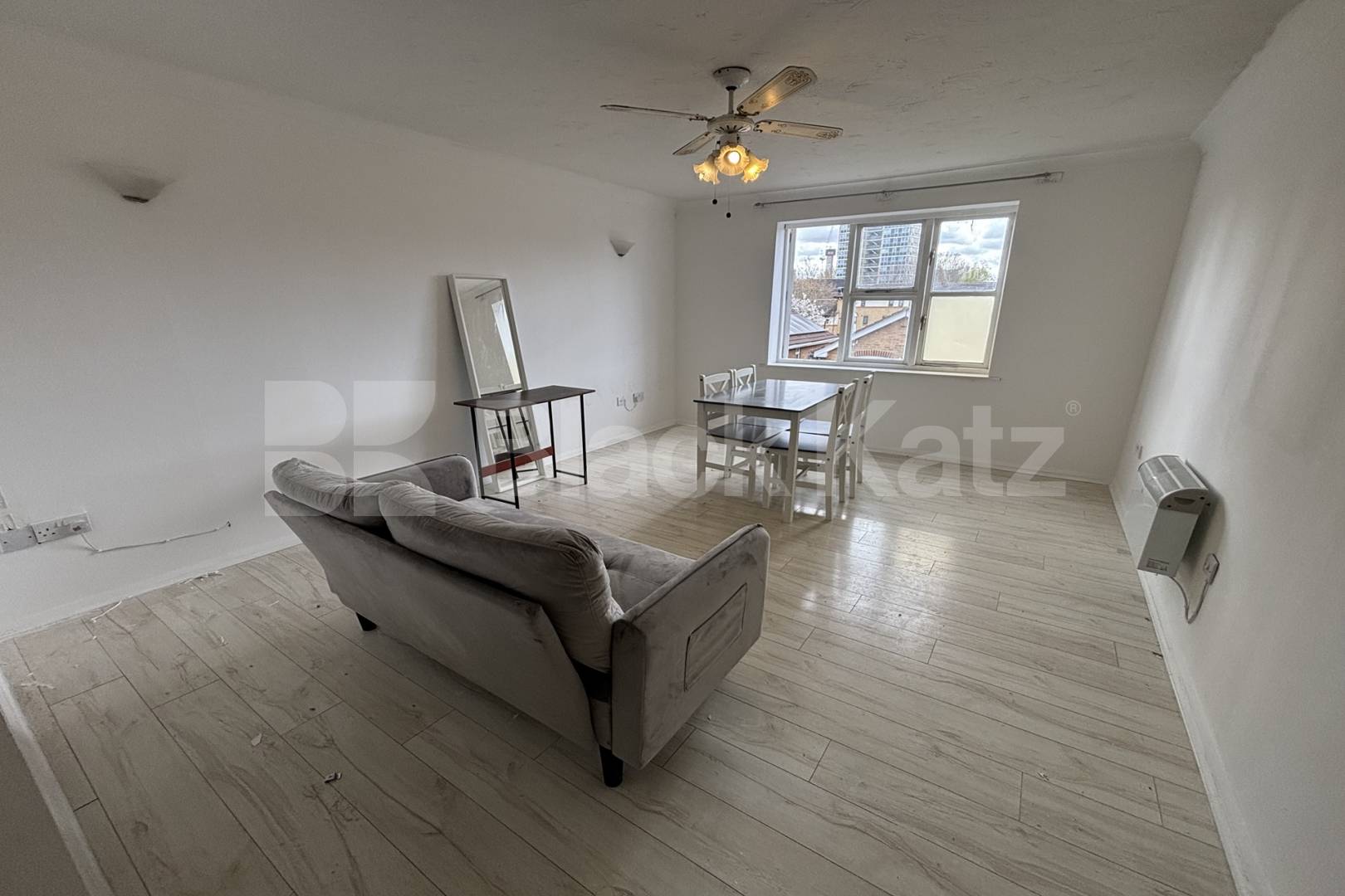 Duplex apartment flooded with natural light and very good storage Cadet Drive , Bermondsey