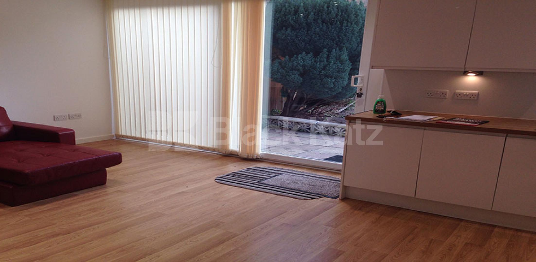 			NEW INSTRUCTION, 4 Bedroom, 1 bath, 1 reception House			 Birkwood Close , Clapham Park