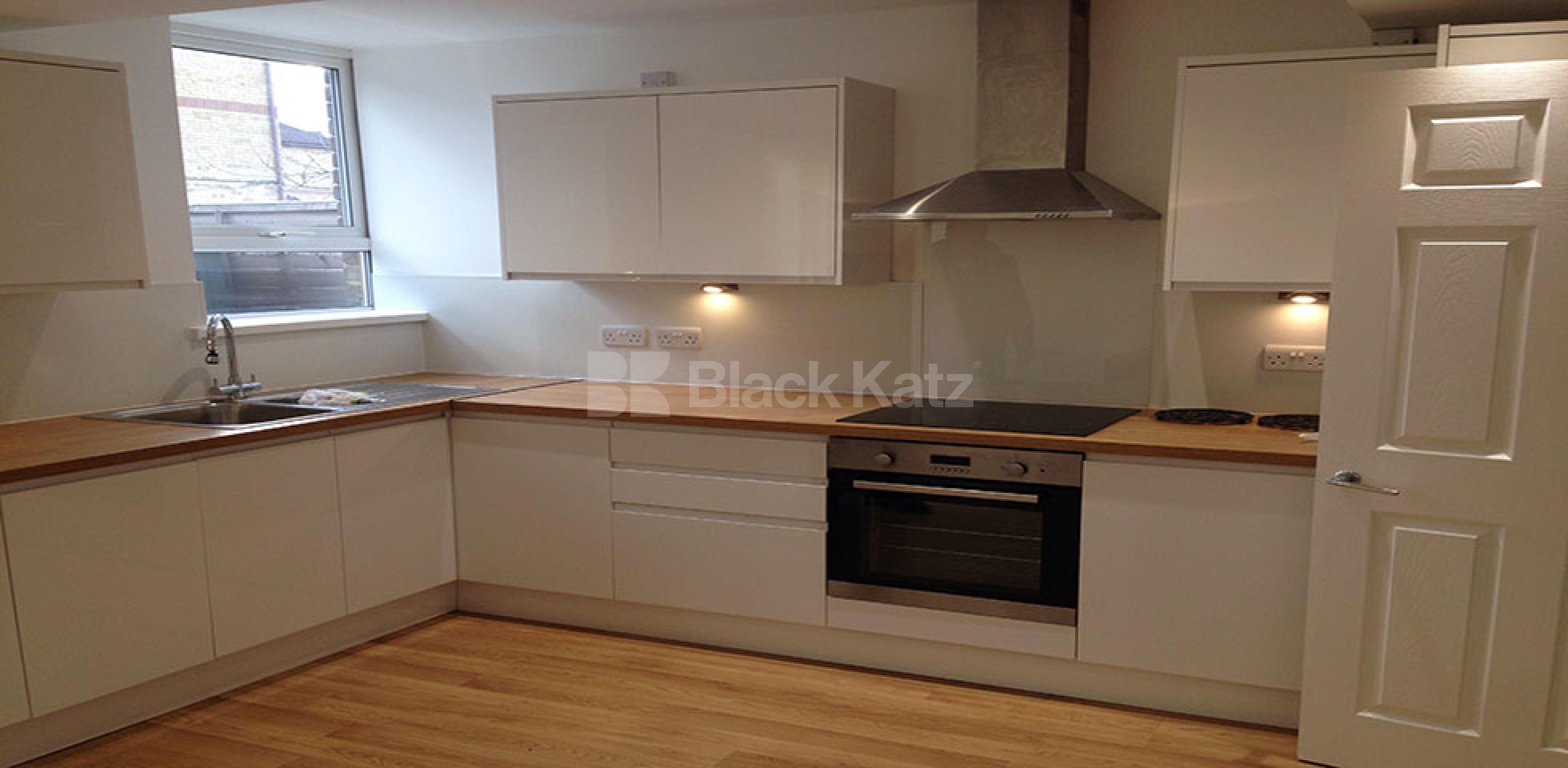 			NEW INSTRUCTION, 4 Bedroom, 1 bath, 1 reception House			 Birkwood Close , Clapham Park SW12