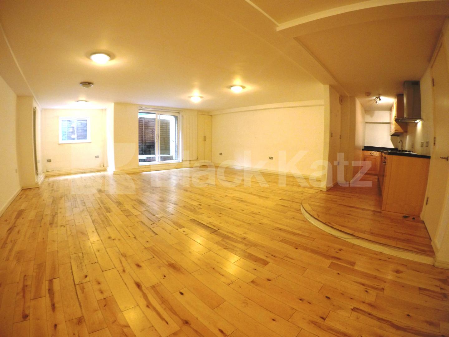 			NEW INSTRUCTION , 2 Bedroom, 1 bath, 1 reception Ground Floor Flat			 Shad Thames, Tower Bridge