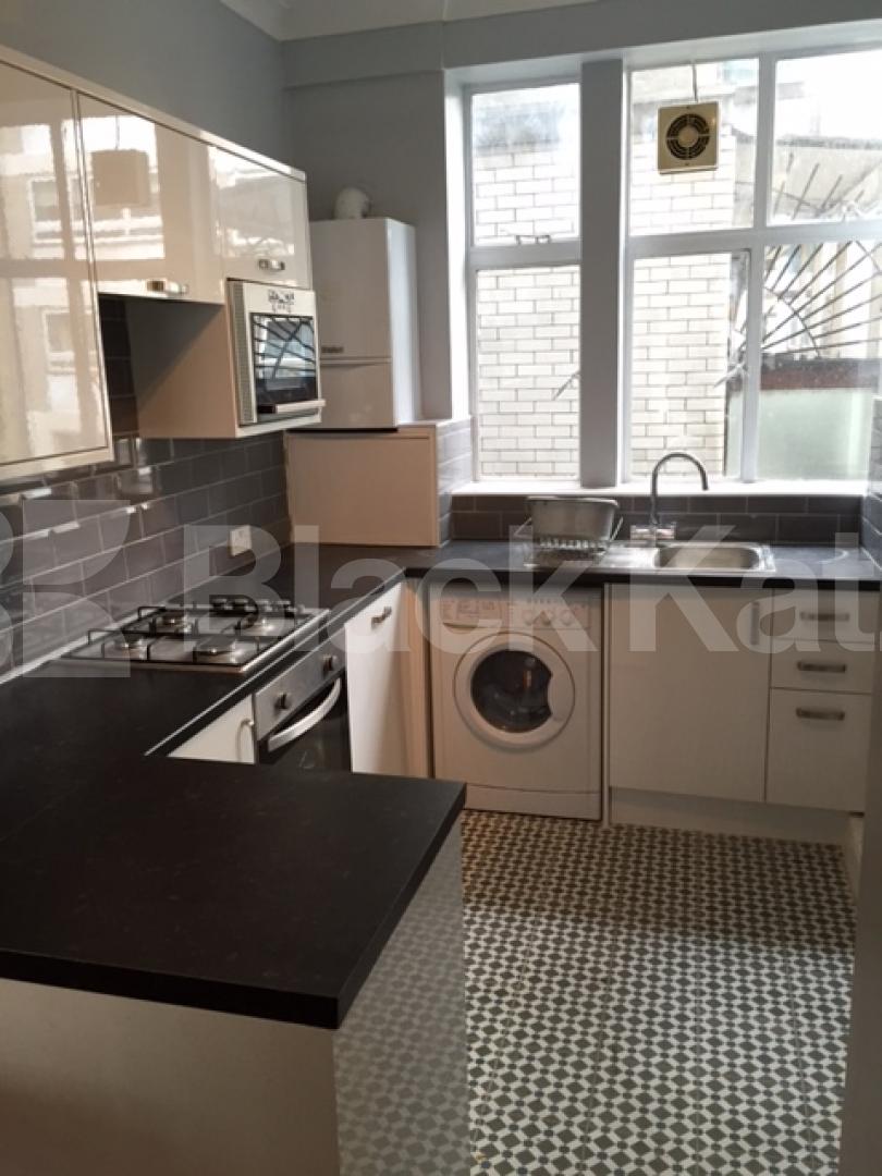 			GREAT 1 BEDROOM APARTMENT IN HATTON GARDEN, 1 Bedroom, 1 bath, 1 reception Flat			 St Cross Street, CLERKENWELL