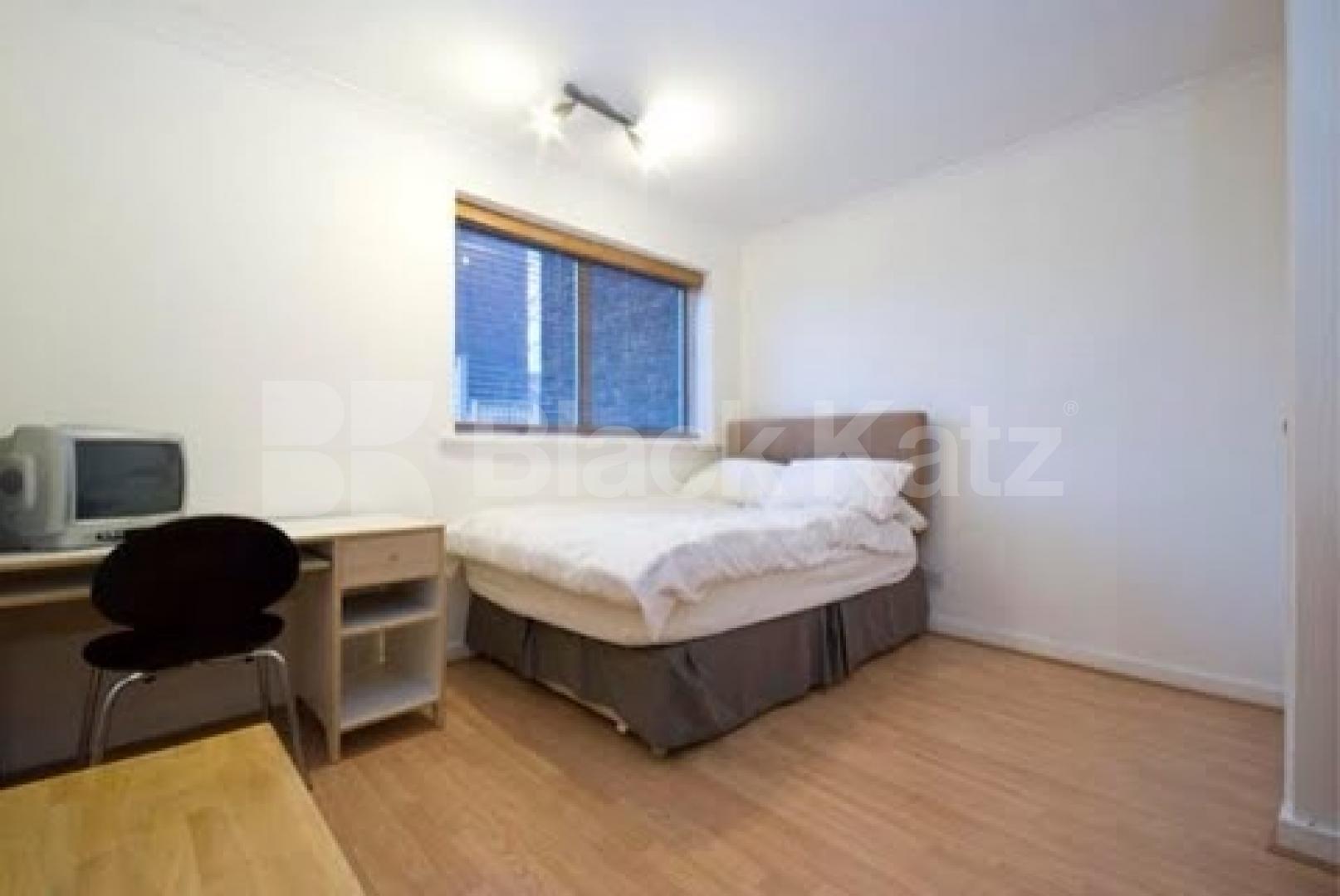 			NEW INSTRUCTION, 2 Bedroom, 1 bath, 1 reception Apartment			 Parkgate Road, Battersea Park