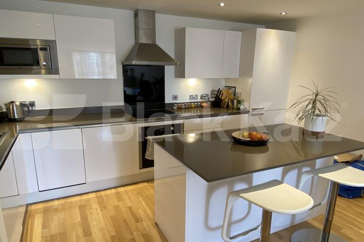 Boasting over 730 sq.ft of living & enternaing space  Jubilee Court  20 Victoria Parade, Greenwich 