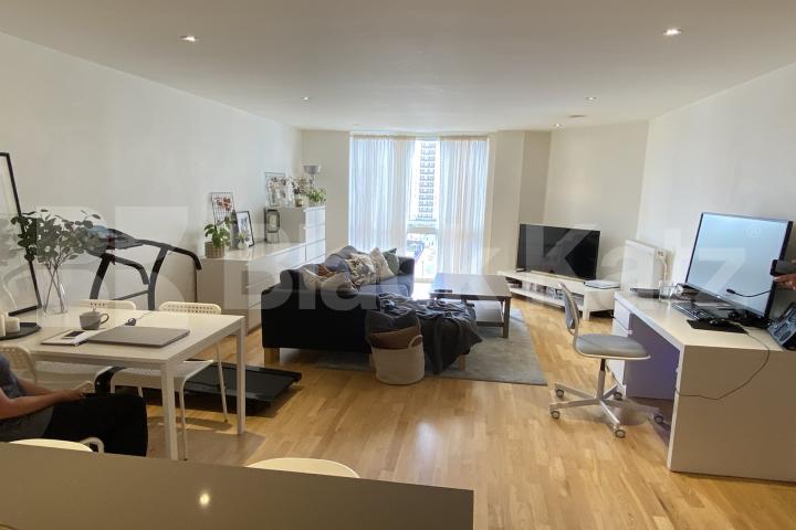 Boasting over 730 sq.ft of living & enternaing space  Jubilee Court  20 Victoria Parade, Greenwich 