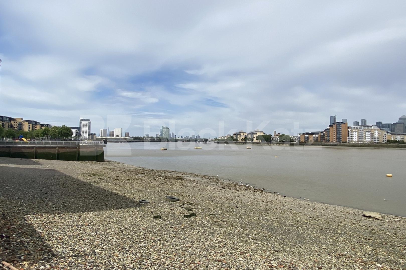 Boasting over 730 sq.ft of living & enternaing space  Jubilee Court  20 Victoria Parade, Greenwich 