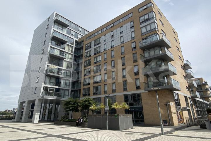 Boasting over 730 sq.ft of living & enternaing space  Jubilee Court  20 Victoria Parade, Greenwich 