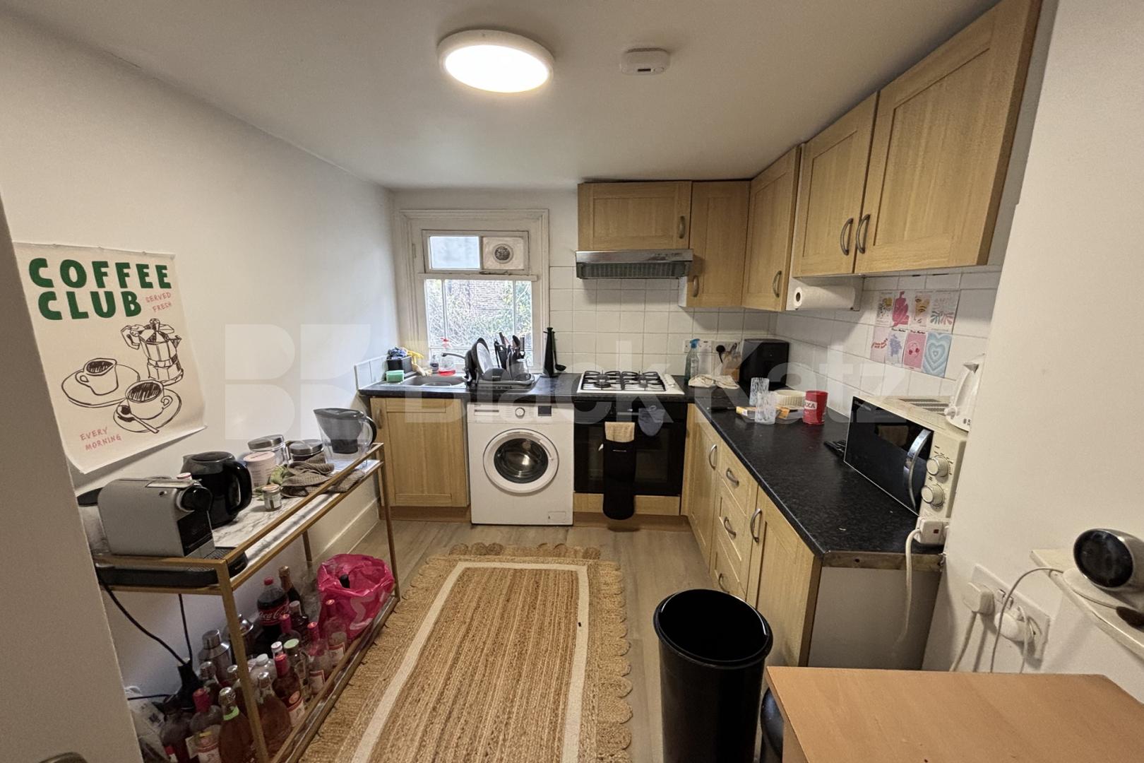 Rent is inclusive of Gas, Electricity, Internet, Water Rates & Council Tax  Wansey Street, London Bridge