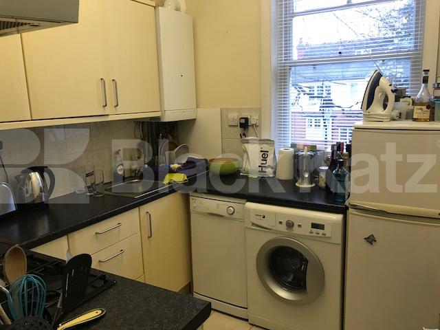 			Huge 2 bedroom property!, 2 Bedroom, 1 bath, 1 reception Flat			 Coolhurst Road , Crouch End / Highgate 
