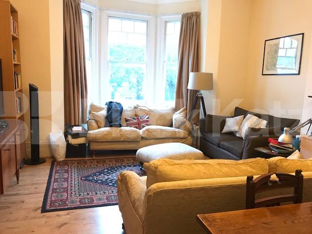 			Huge 2 bedroom property!, 2 Bedroom, 1 bath, 1 reception Flat			 Coolhurst Road , Crouch End / Highgate 
