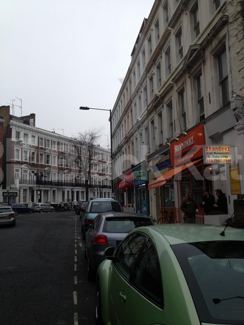 			NEW INSTRUCTION (One Month Deposit), Studio Apartment, 1 bath, 1 reception Flat			 Maclise Road, Kensington Olympia