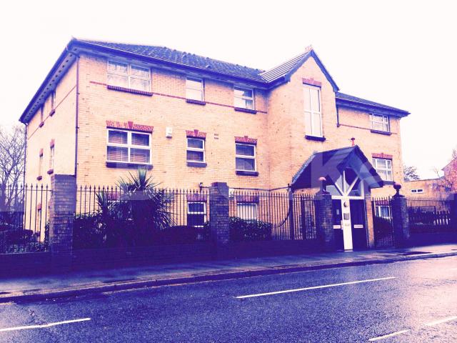 			NEW INSTRUCTION, 1 Bedroom, 1 bath, 1 reception Flat			 Acton Lane, Chiswick / South Acton