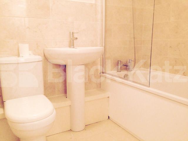 			NEW INSTRUCTION, 1 Bedroom, 1 bath, 1 reception Flat			 Acton Lane, Chiswick / South Acton