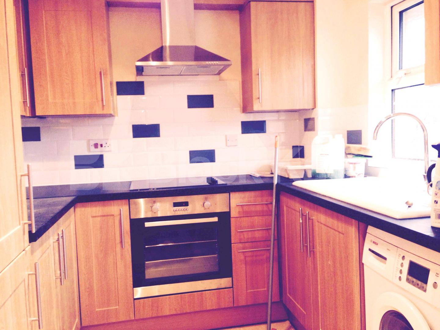 			NEW INSTRUCTION, 1 Bedroom, 1 bath, 1 reception Flat			 Acton Lane, Chiswick / South Acton