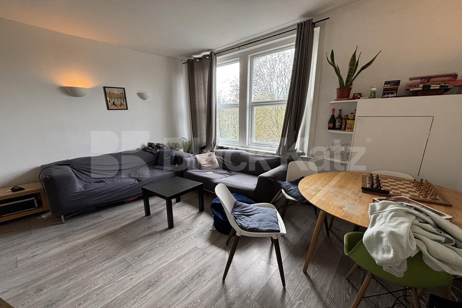 Flooded with natural light  & offering two bathrooms  Brixton Hill, Brixton