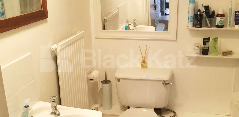 			NEW INSTRUCTION (Private Garden), 1 Bedroom, 1 bath, 1 reception Flat			 Hadyn Park Road, Shepherds Bush