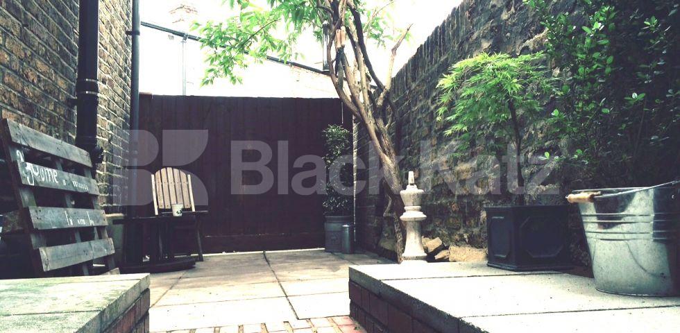 			NEW INSTRUCTION (Private Garden), 1 Bedroom, 1 bath, 1 reception Flat			 Hadyn Park Road, Shepherds Bush