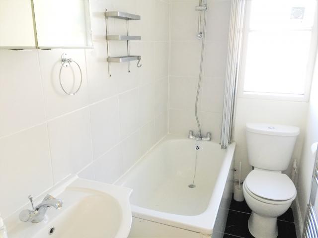 			NEW INSTRUCTION, 2 Bedroom, 1 bath, 1 reception Flat			 West End Lane, WEST HAMPSTEAD