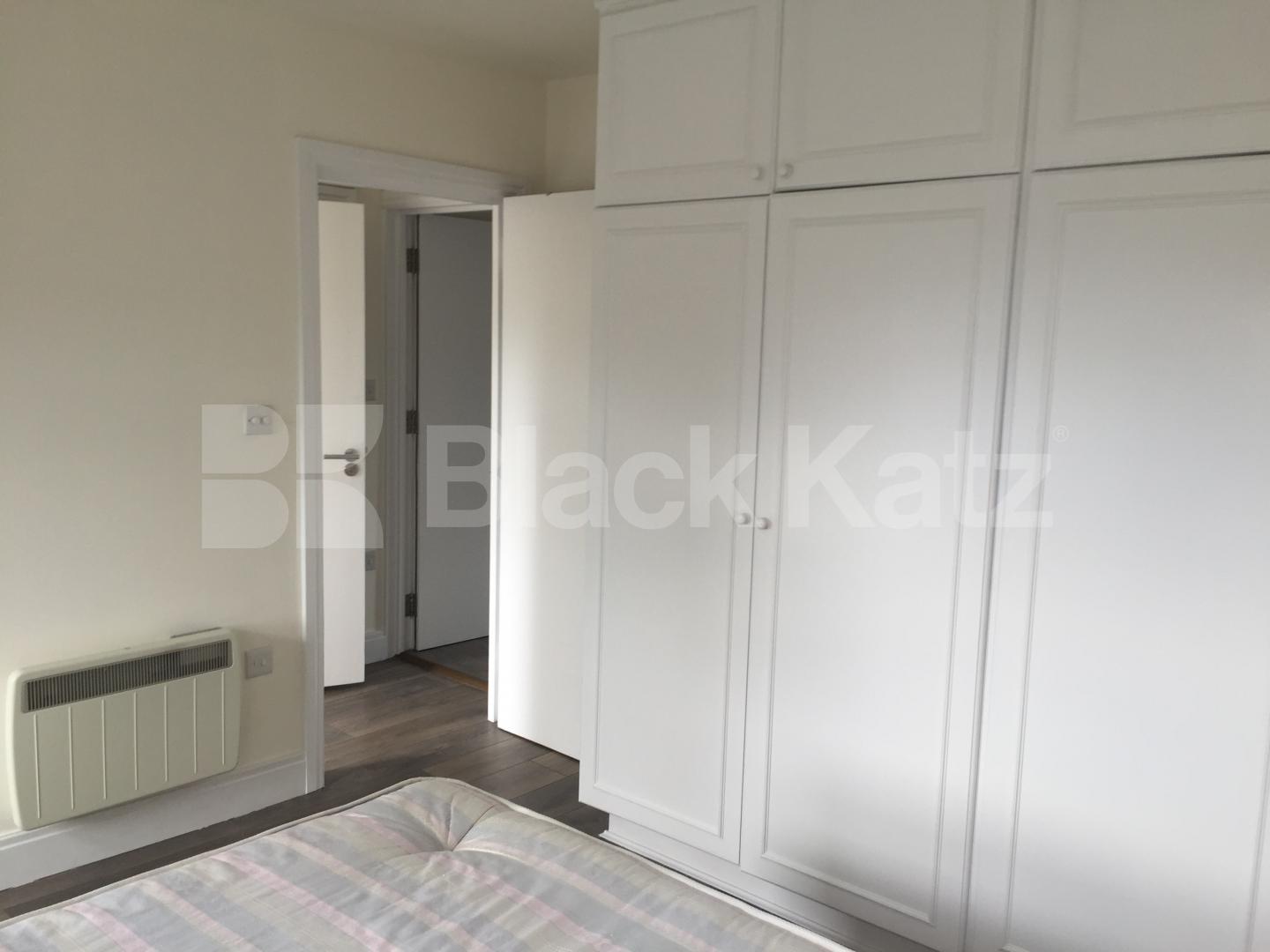 			NEW INSTRUCTION, 1 Bedroom, 1 bath, 1 reception Flat			 Seven Sisters Road, FINSBURY PARK