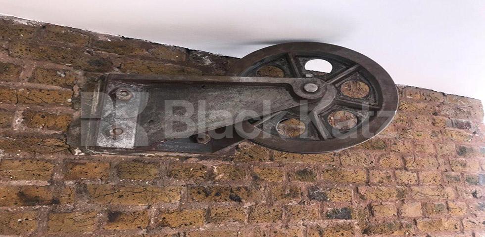 			NEW INSTRUCTION, 2 Bedroom, 1 bath, 1 reception Penthouse			 Marshalsea Road, Borough