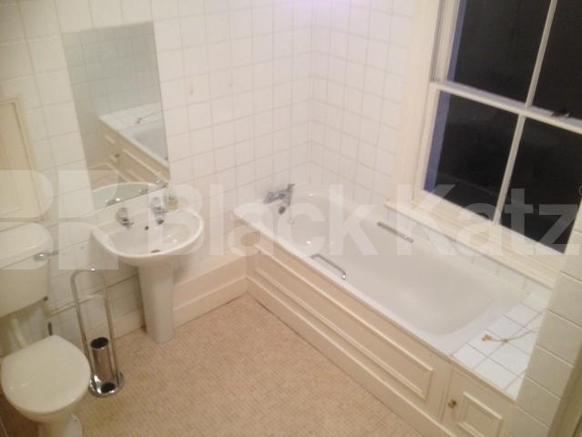 			NEW INSTRUCTION, 1 Bedroom, 1 bath, 1 reception Flat			 Holland Road, Holland Park/Shepherds Bush