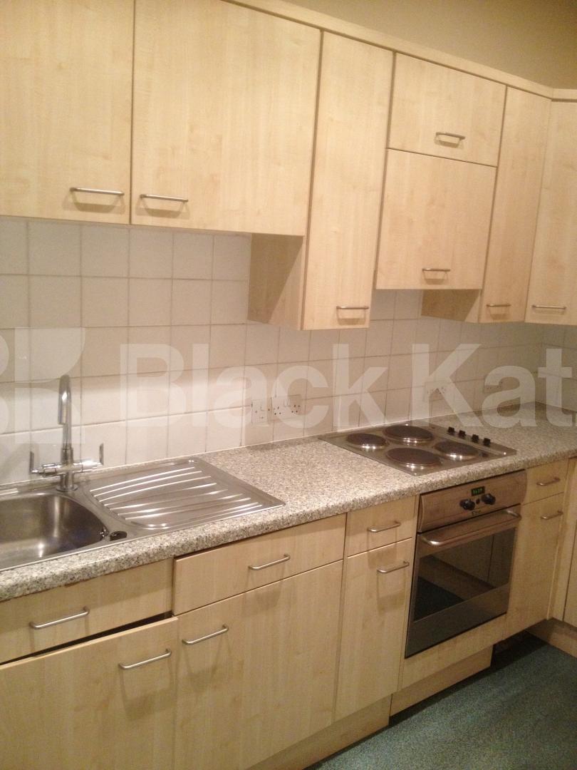 			NEW INSTRUCTION, 1 Bedroom, 1 bath, 1 reception Flat			 Holland Road, Holland Park/Shepherds Bush